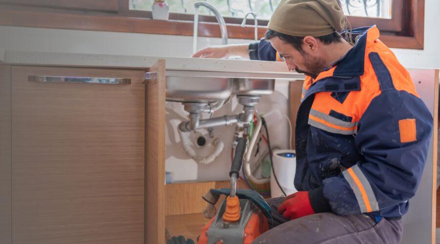 Local expert plumbing services in Waldport, OR